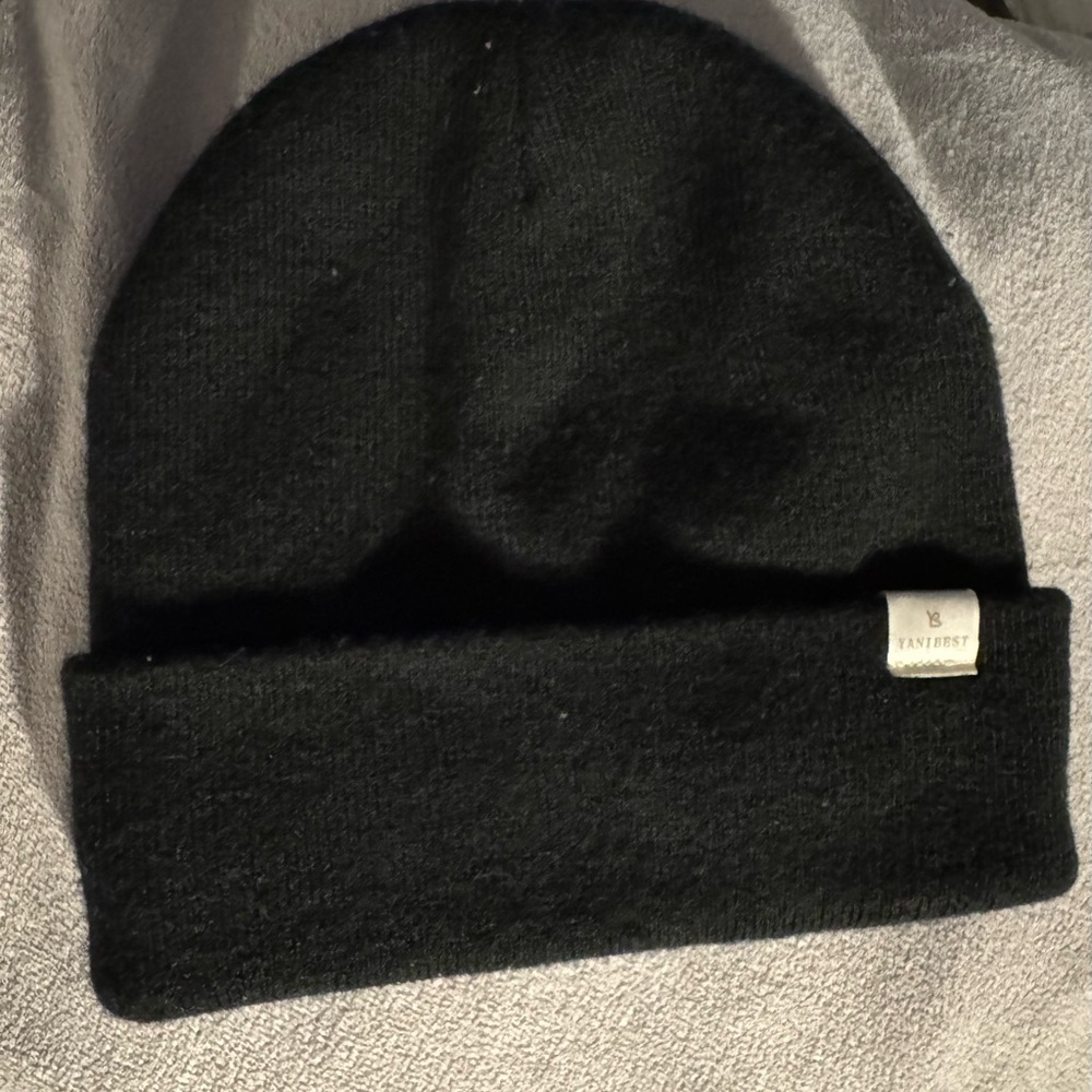 Yanibest Silky Satin Bonnet Sleep in It And it helps eliminate Frizz